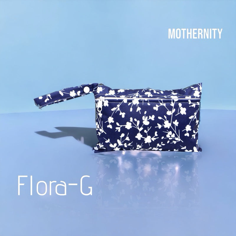 Waterproof Wet Bag XS 15x22.5cm | Reusable Travel Pouch | Diaper / Mask / Pad Holder with Strap